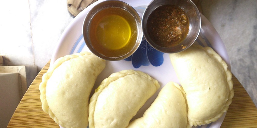 Siddu, an authentic Himachali dish, is served at the local restaurants & dhabas in Naggar