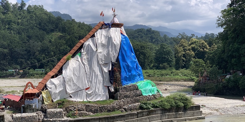 Garjiya Devi Temple is one of the best places to visit near oldest national park in India.