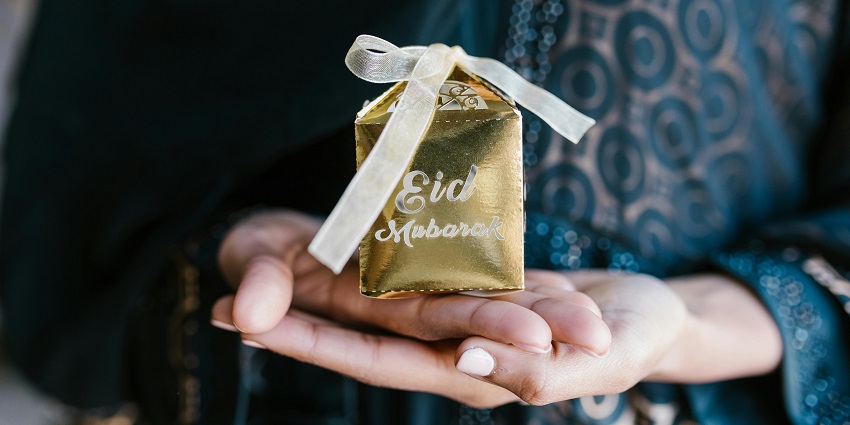 A golden gift box for Eid-ul-Fitr festival - the famous festival in Jammu and Kashmir