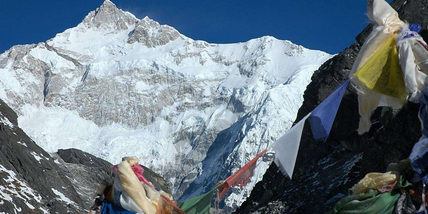 A view of the Kanchenjunga mountain