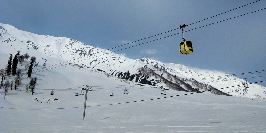 Gondola ride, one of the best places to visit in Gulmarg, Jammu and Kashmir, India