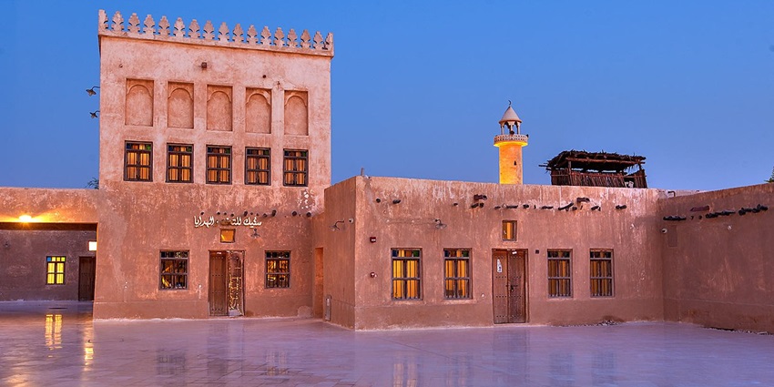 Head to Heritage Village to take a glimpse of the traditional lifestyle of the UAE.