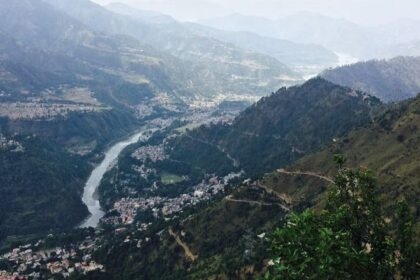 Aerial view of the valley of Himachal Pradesh, surrounded by beautiful Flora