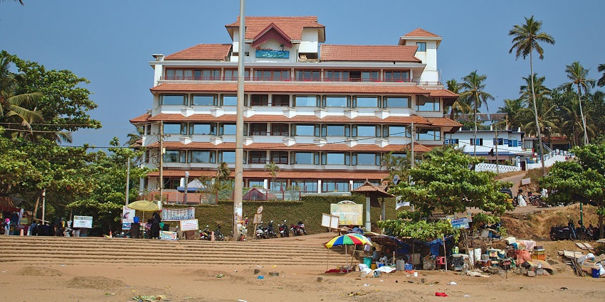Spend time in the cosy hotel and homestays on your trip to Kerala’s wonders and nature.