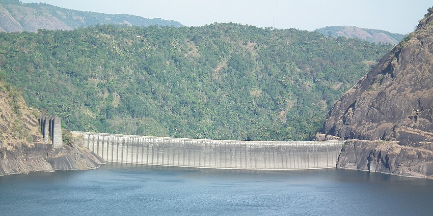 A picture of a dam