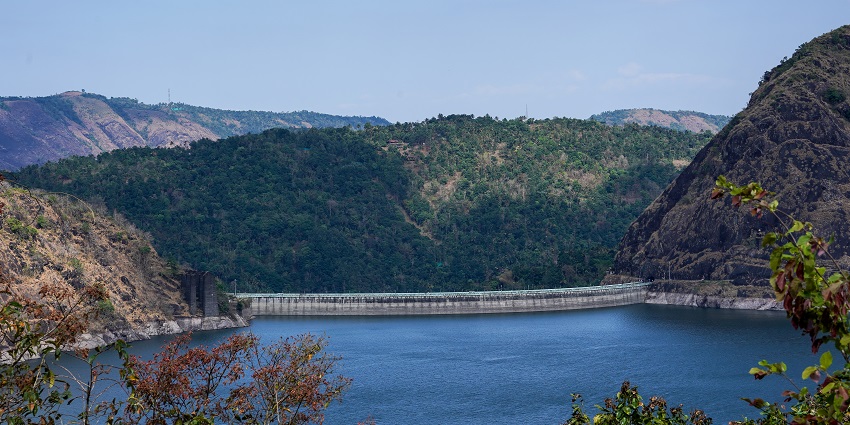 Idukki Dam Hillview Cheruthony Kerala - one of the best hill stations in Kollam.