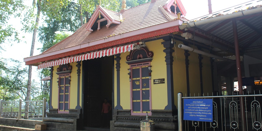 The Ikkare Kottiyoor Temple, a spiritual gem near the Kottiyoor Wildlife Sanctuary.