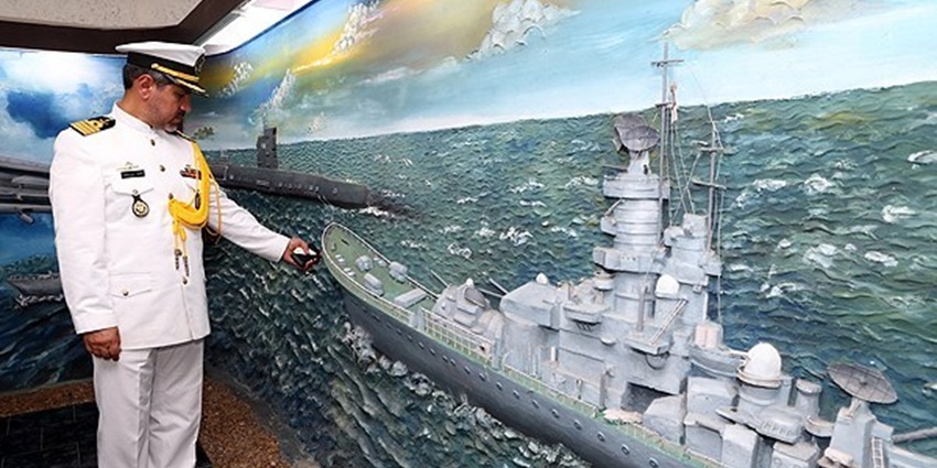 Commander of the Iranian Group at Indian Naval Maritime Museum - museums in Kochi