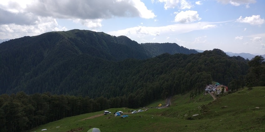 Trek the beautiful Jalori pass which is one of the best things to do in Jibhi