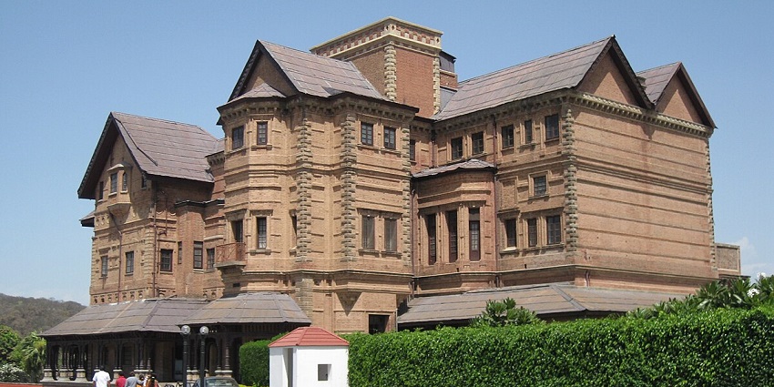 Amar Mahal Museum in Jammu, a top attraction in places to visit near Vaishno Devi, India.