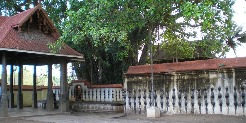 Janardhana Swamy Temple is an ideal place for devotees seeking peace while visiting Varkala