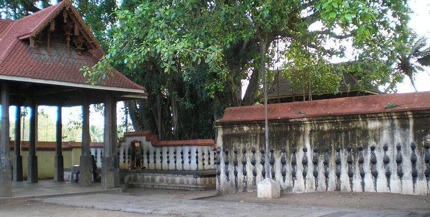 Varkala temples are rich in architecture, religious significance and tranquil atmosphere.