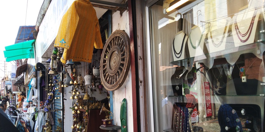 One of the many shopping places to visit in Kochi for couples