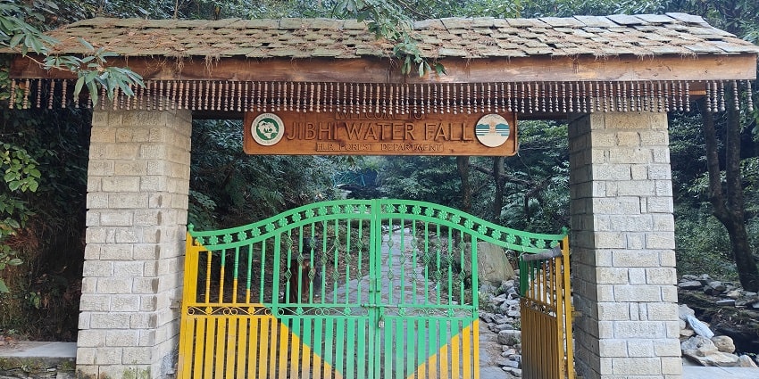 Explore the beautiful waterfalls of Jibhi, while on the trek - Things to do in Jibhi