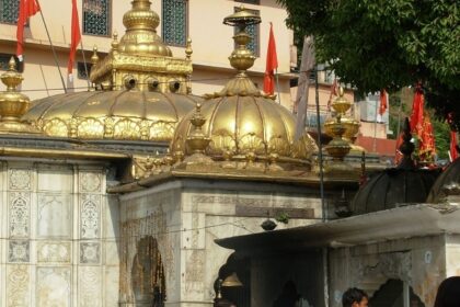 Jwalamukhi Temple in Kangra: sacred site with eternal flames - must visit temple