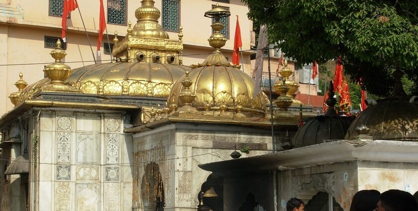 Jwalamukhi Temple in Kangra: sacred site with eternal flames - must visit temple