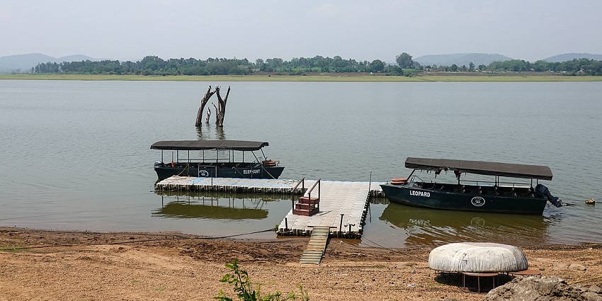 The Kabini Wildlife Sanctuary is located near Bangalore and has serene views of the Kabini River