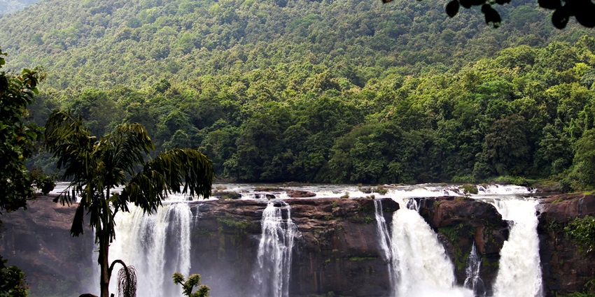 A view of Kadappara Waterfalls, one of the top attractions near Thindillam Waterfalls.