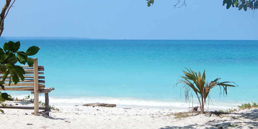 A view of the Kalapathar Beach, near which there are several limestone caves in Andaman