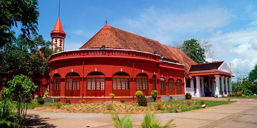 Red scintillating Kanakakunnu Palace in Trivandrum city