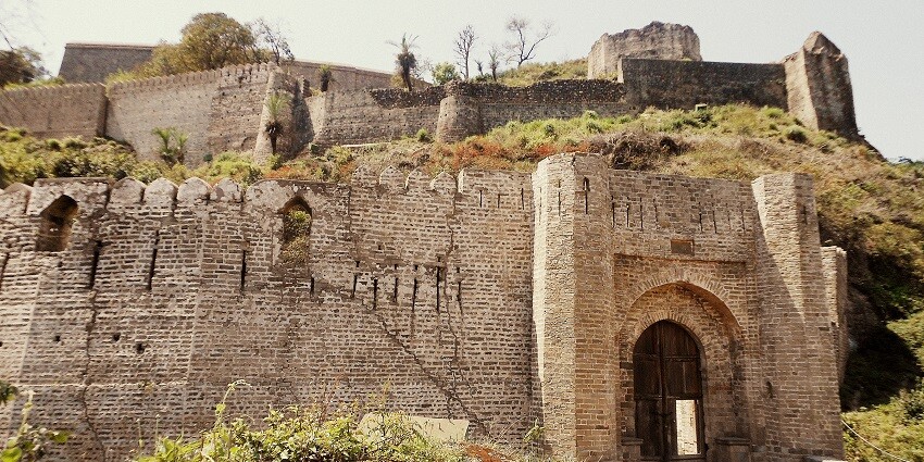 Discover the ruins of Kangra Fort located in the Kangra district, Himachal Pradesh.