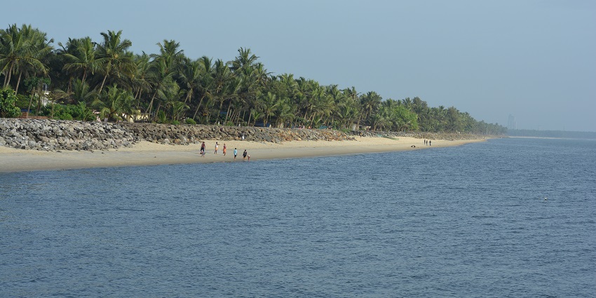Kappad Beach, with historic relevance and scenic views, is a must-visit near Payyoli Beach.