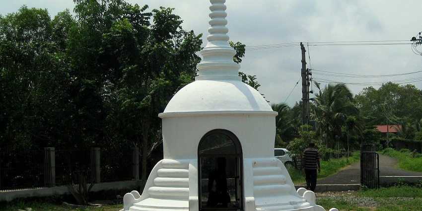 Beautiful ancient Karumadikuttan statue - one of the best places to visit in Alleppey