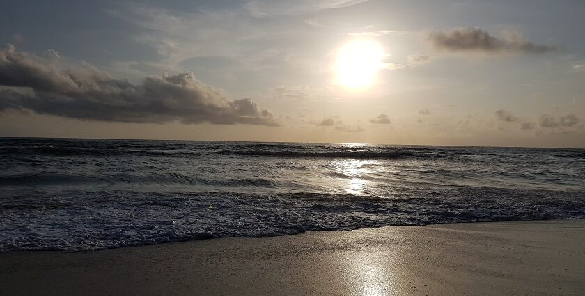 Kasaragod beach, with a perfect sunset view , is one of the best places to visit in Kasaragod.