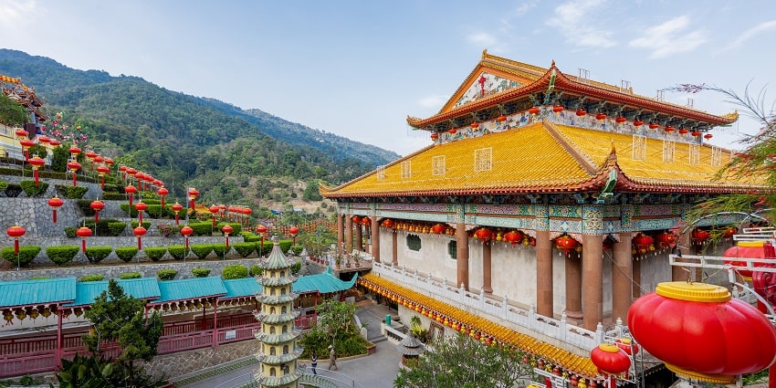 If you believe in Buddhism, Kek Lok Si Temple is a must-visit place for you in Malaysia.
