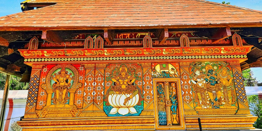 Kidangoor Sree Subramanya Swamy Temple is one of the best Bhadrakali temples in Kerala.