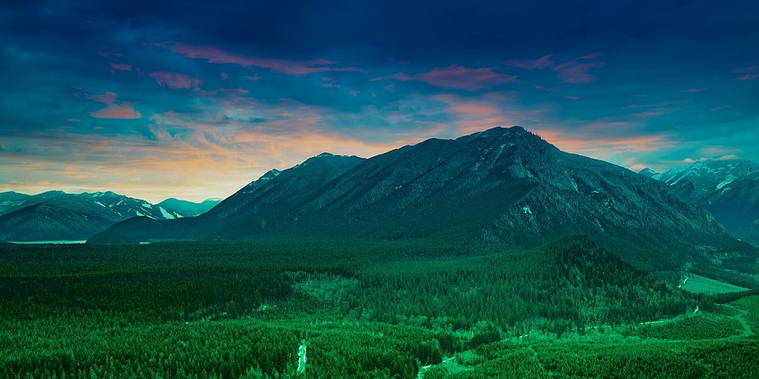 Sunrise at Kishtwar National Park - one of the scenic places to visit near Vaishno Devi.