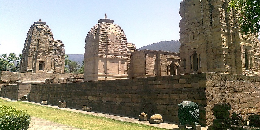 Here is your chance to explore the remains of the Krimchi Temple on a tour to Udhampur.