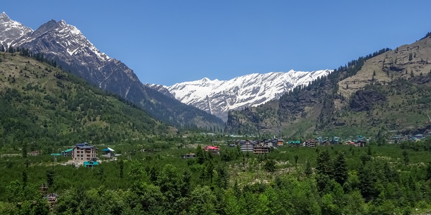 Kullu is an adventure lover’s paradise and is ideal for trekking and white-water rafting