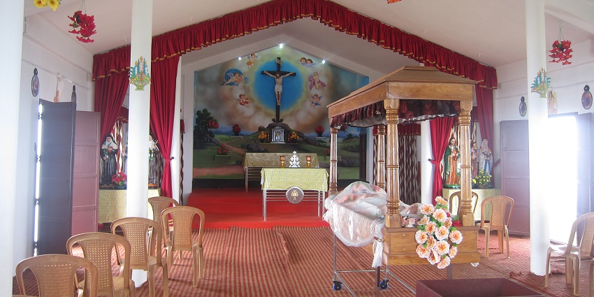 Seek blessings from the Kurisumala, one of the best things to do in Vagamon, Kerala, India.