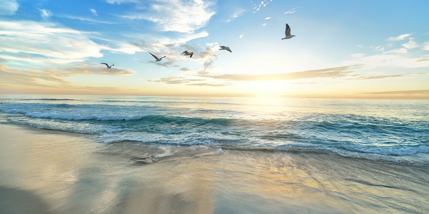 Enjoy panoramic sunsets and sunrises at Lalaji Bay Beach, that has old-world charm.