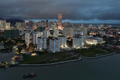 Witness the breathtaking views of the stunning skyline of George Town in Malaysia.