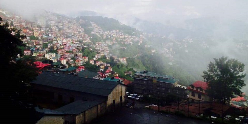 Enjoy misty views & lush greenery of Lansdowne, one of the hill stations in North India