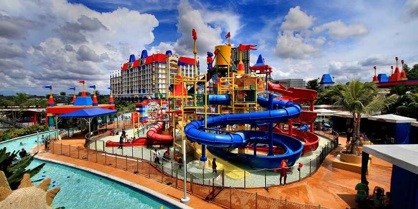 Scenic picture of adventurous water park - water parks in Dubai, UAE
