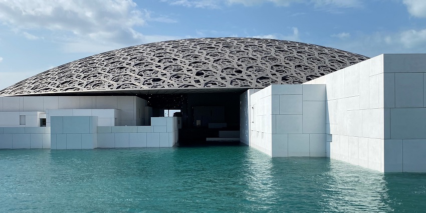Alluring view of the Louvre of Abu dhabi, an ideal place for art and history lovers