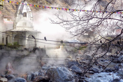 Explore the things to do in Manikaran & have a memorable experience