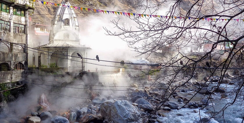 Explore the things to do in Manikaran & have a memorable experience