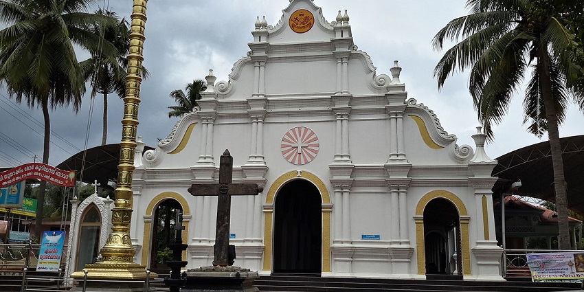 Explore the beautiful Church in the majestic city of Pathanamthitta on your Kerala trip