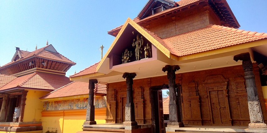 Seek blessings & enjoy spiritual ambience of Mannarasala Sree Nagaraja Temple in Alleppey