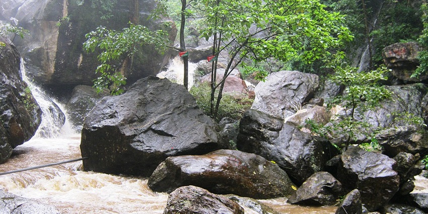 Scenic picture of waterbody coming down the stream - Pathanamthitta Waterfalls