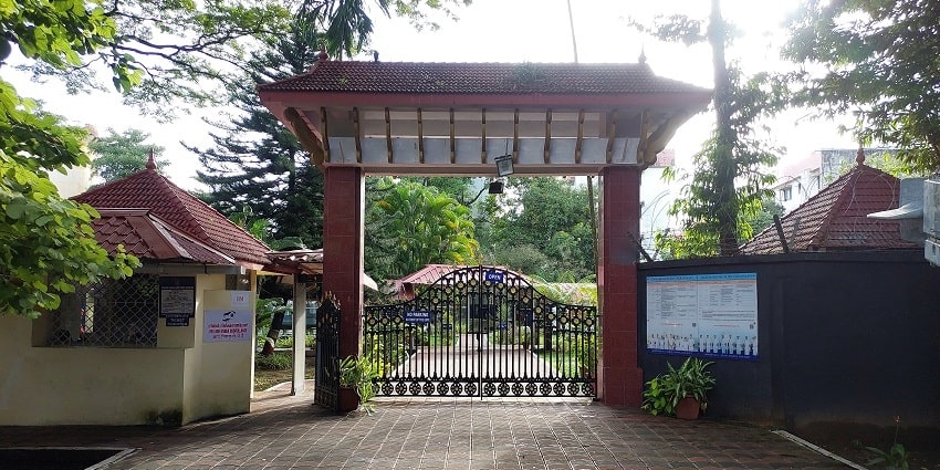 Maritime Museum, offering insights on maritime history, is a must-vist.