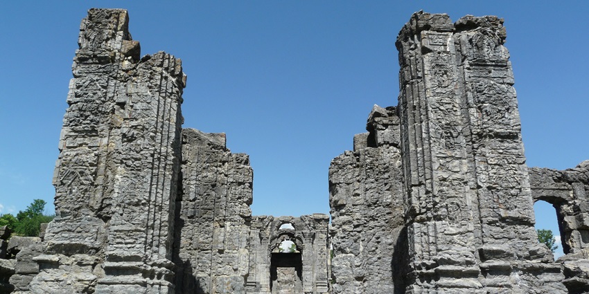 Martand Sun Temple is among the top places to see in Kashmir for its architecture.