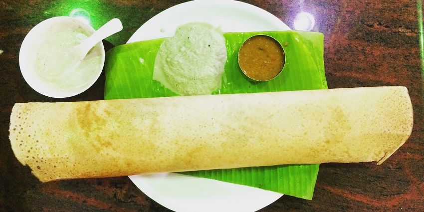 Local restaurants in Vellarimala