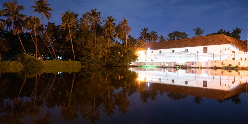 Beautiful view of Mattancherry Palace at night - visit best historical museum in Kochi