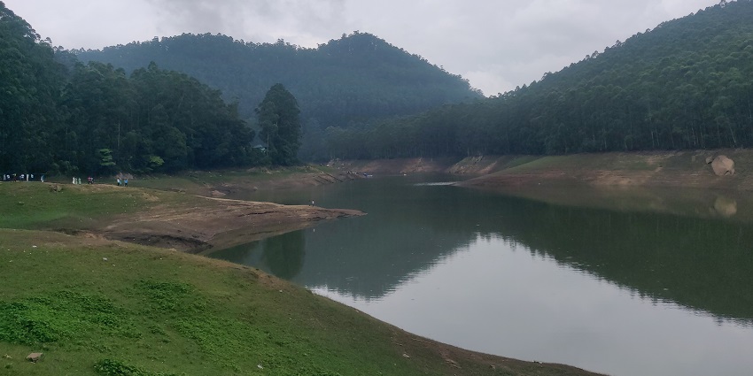 A spectacular view of Mattupetty Dam in Kerala, which is a must-visit place for all.