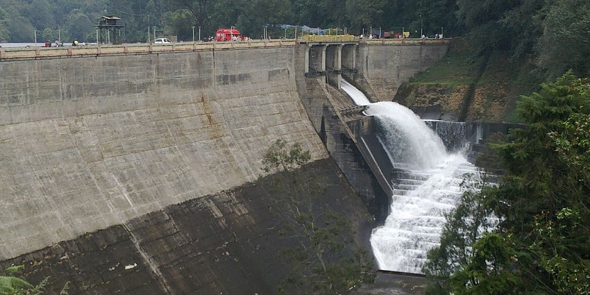 Stroll at the magnificent Mattupetty Dam, An engineering marvel, Munnar, Kerala